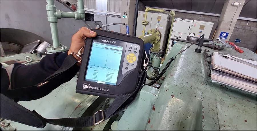 Analizador de vibraciones VIBXPERT II y sistema de alineación láser Easy-Laser
